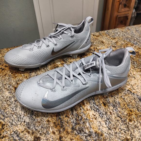 Nike Hypervenom Phantom II Soccer Cleats Size 11.5 ID 852686-001